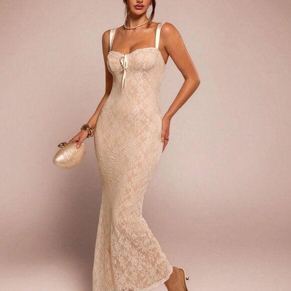 Elegant Women's Lace Bodycon Sexy Date Night Camisole Fishtail Dress - Picture 5 of 7